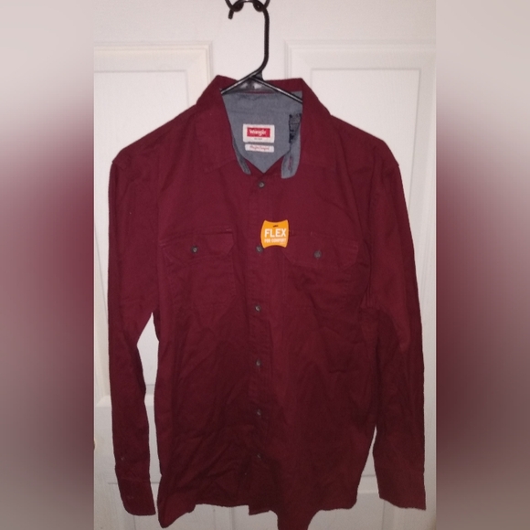 Men's Wrangler Flex For Comfort Button Down Dress Shirt Size Small - Picture 7 of 7